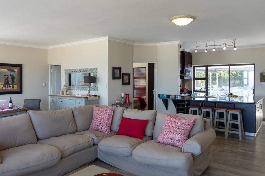 8 Bedroom Property for Sale in Tergniet Western Cape